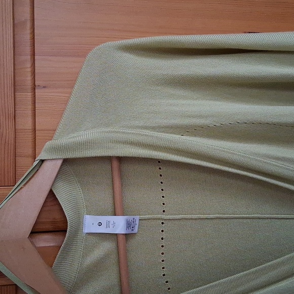 Lululemon Hatha Light Green Silk Blend Open Front Wrap Cape - Picture 5 of 8